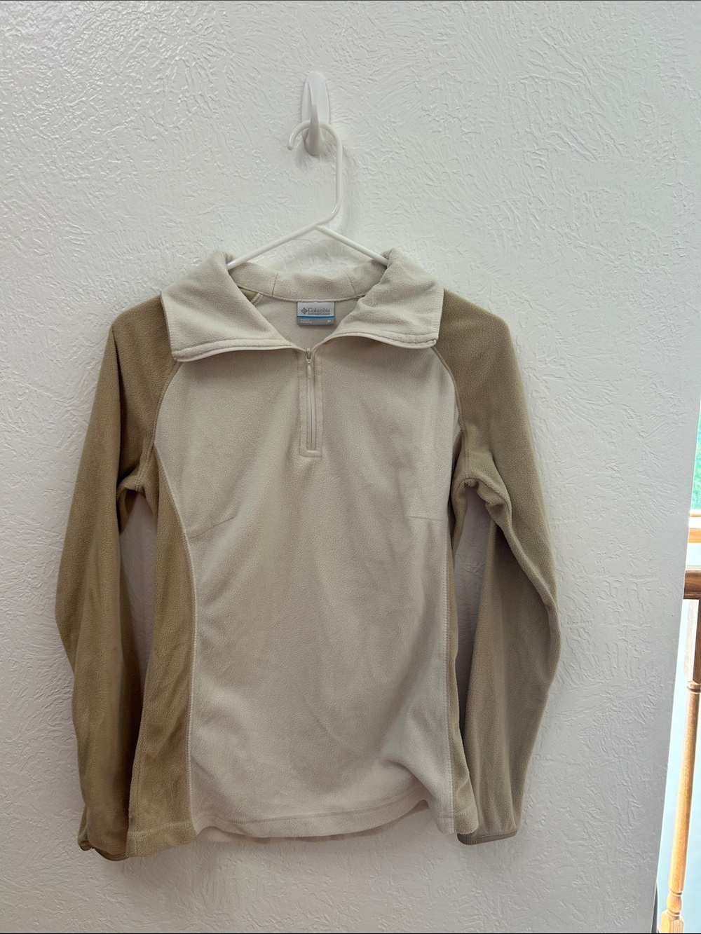 Columbia Two-Tone Beige & Tan Half-Zip Fleece